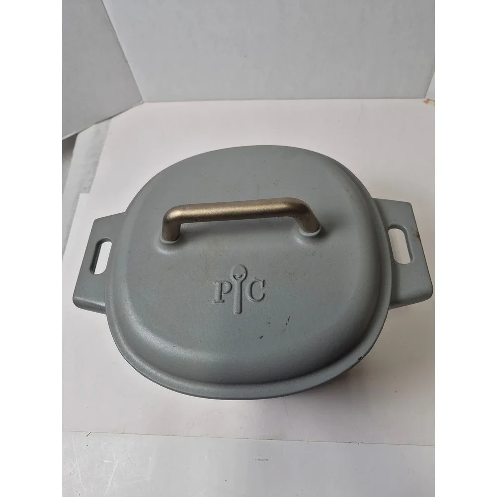 Pampered Chef Gray Enameled Cast Iron Dutch Oven Pot with Lid Gold Handle 2qt